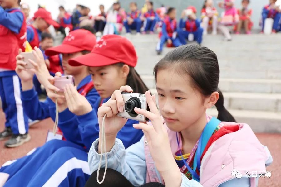 天等县城关小学图片