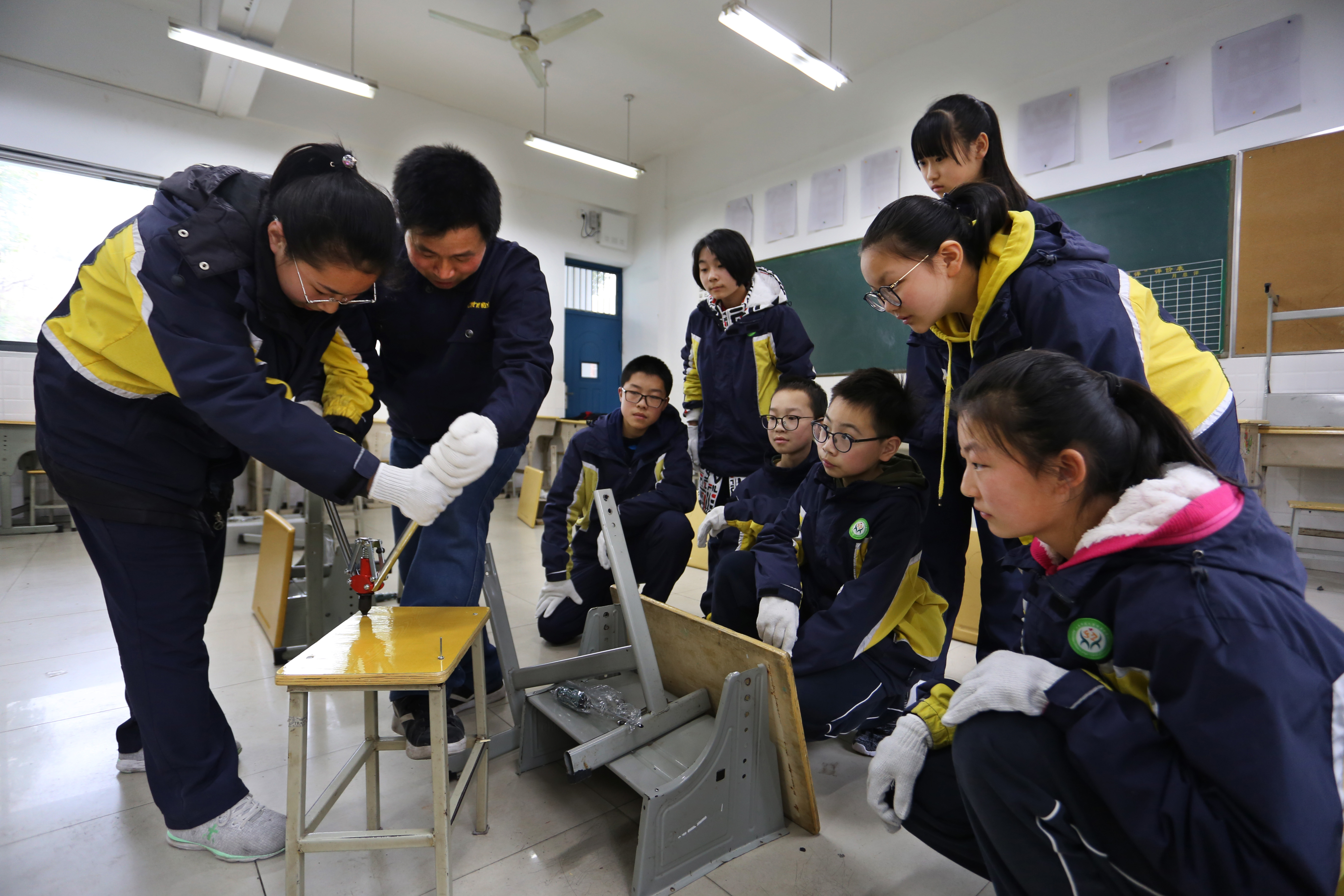 江苏镇江:体验劳动课 快乐学技能