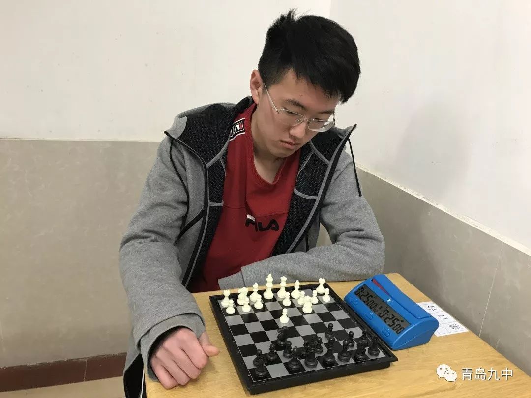 礼贤学子棋场争雄青岛九中获青岛市国际象棋锦标赛团体第三名