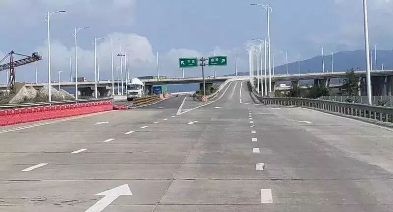 南玉珠高速出口图片