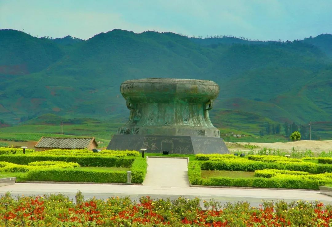 从七乡八景,一座座地标,一道道风景,就能读懂了文山州的历史与未来