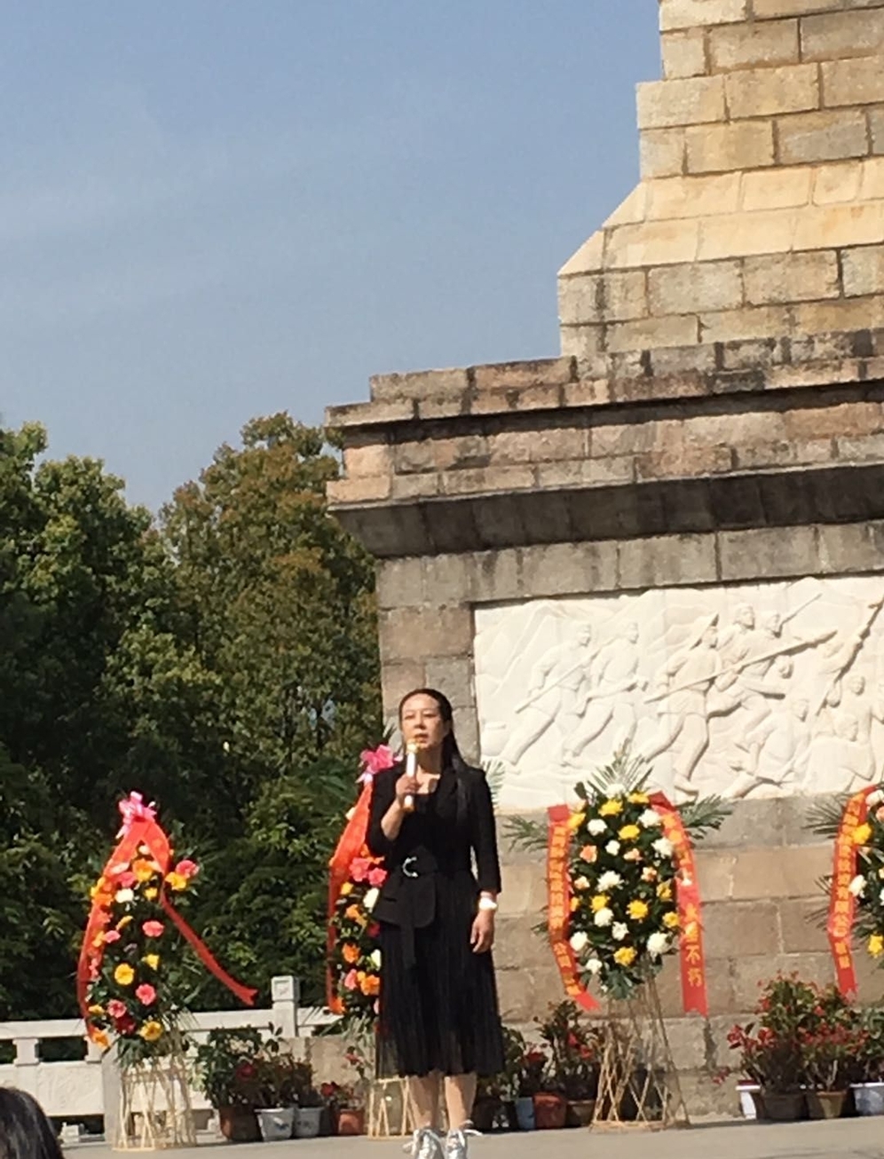 麻城女烈士图片