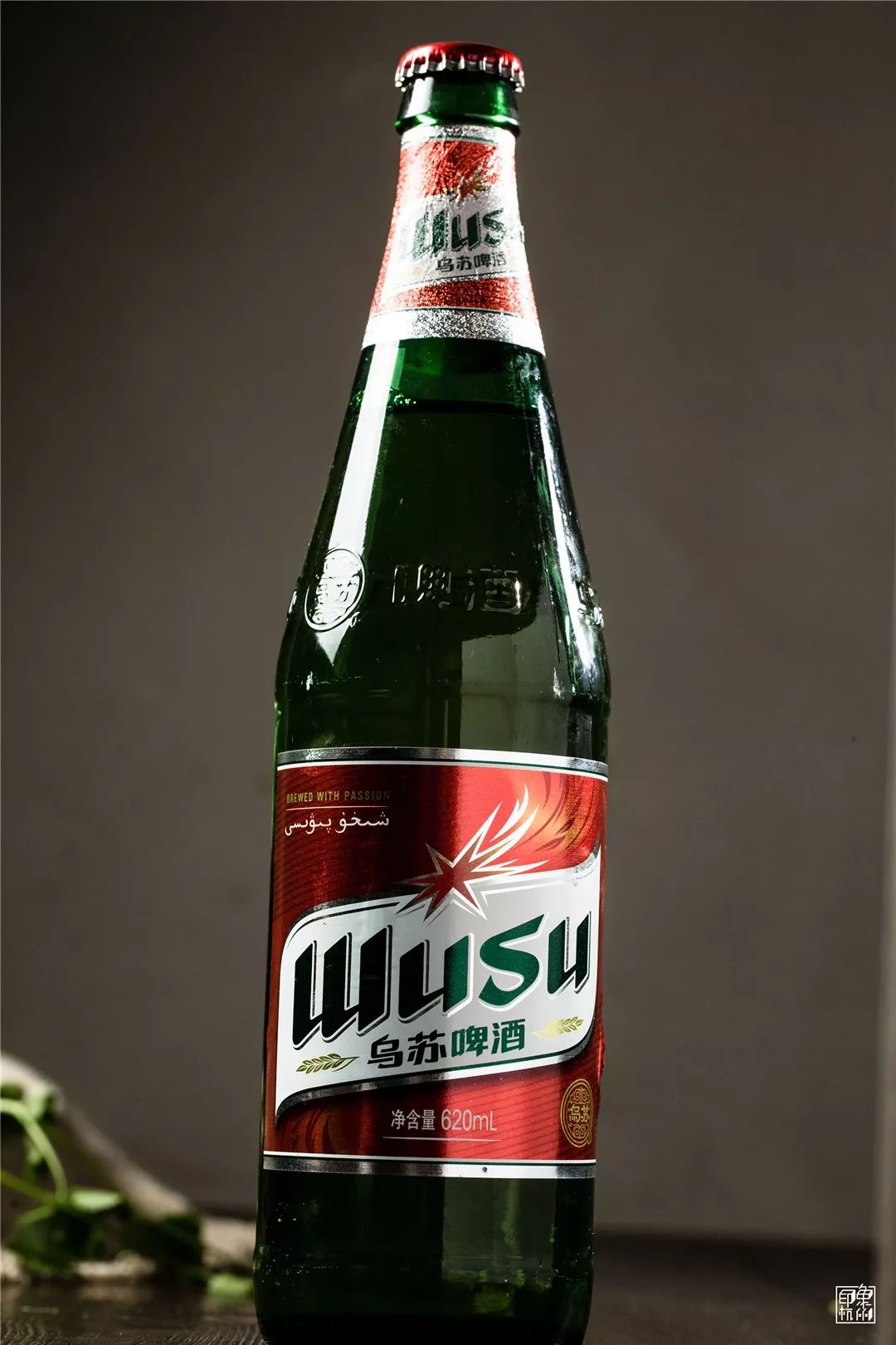 乌苏冰纯啤酒图片