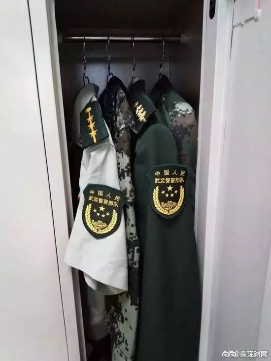 部队衣柜标准图片