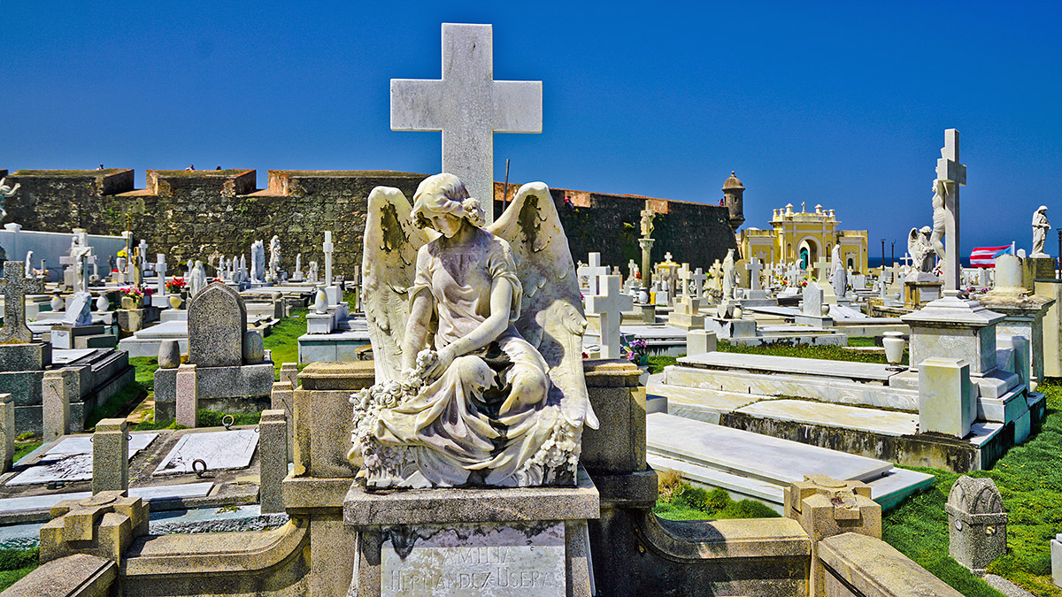 美国波多黎各的海边绝美公墓 堪称是墓地中海边罗浮宫 雕塑