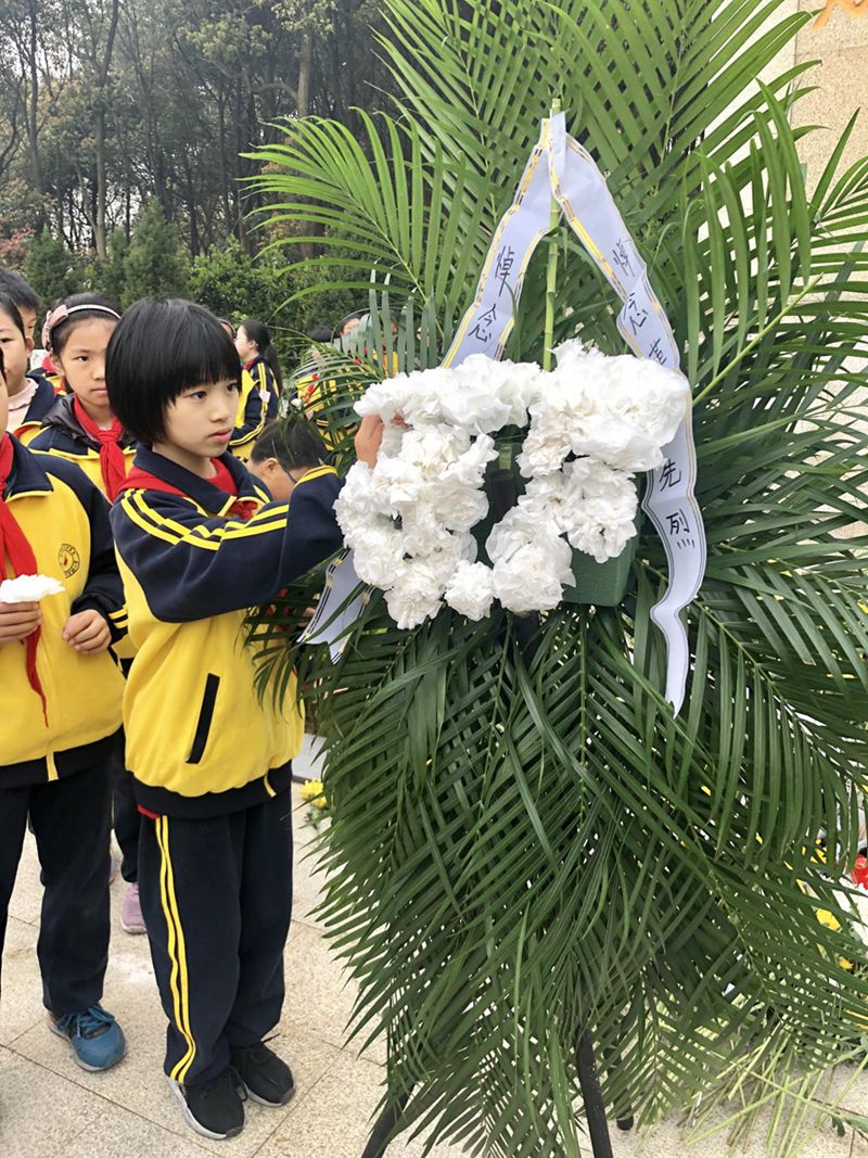 革命傳統我繼承 | 平湖市青少年宮清明節祭掃革命烈士墓活動圓滿結束