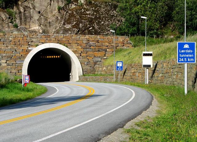 世界上最长的公路隧道——拉达尔隧道,总投资1亿美元
