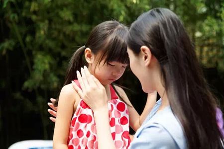 原創
            女兒過生日，幼兒園老師要求買兩層蛋糕，得知原因，網友：太現實 親子 第2張