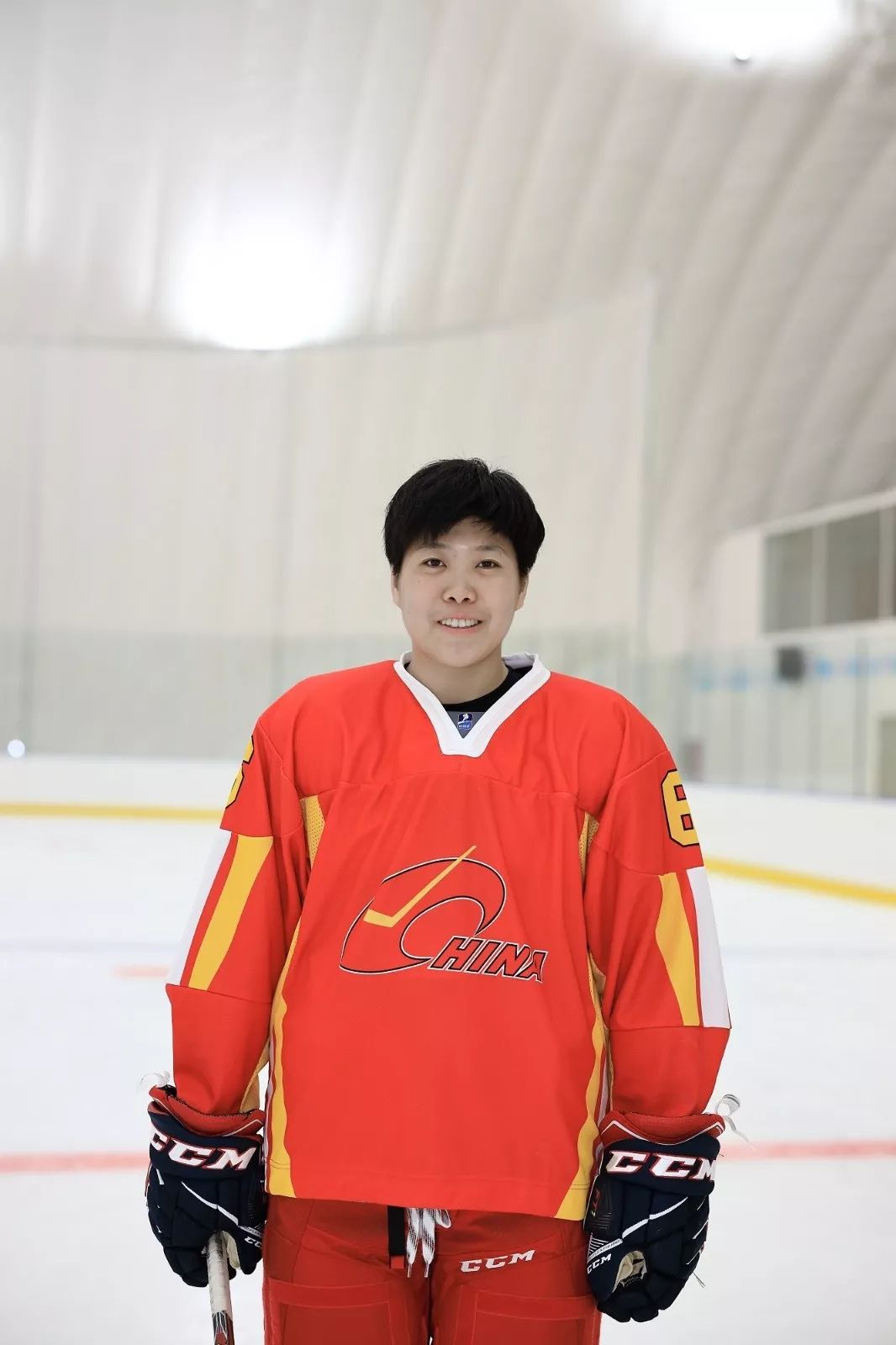 冰壶冠军刘思佳图片
