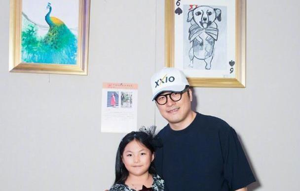 年仅10岁王诗龄作品《孔雀图》拍卖得12万!被吐槽:沾父母的光