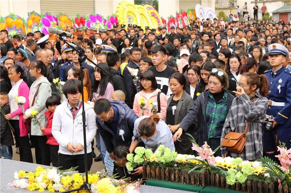 今日下午,幸更繁,陈益波烈士魂归会泽