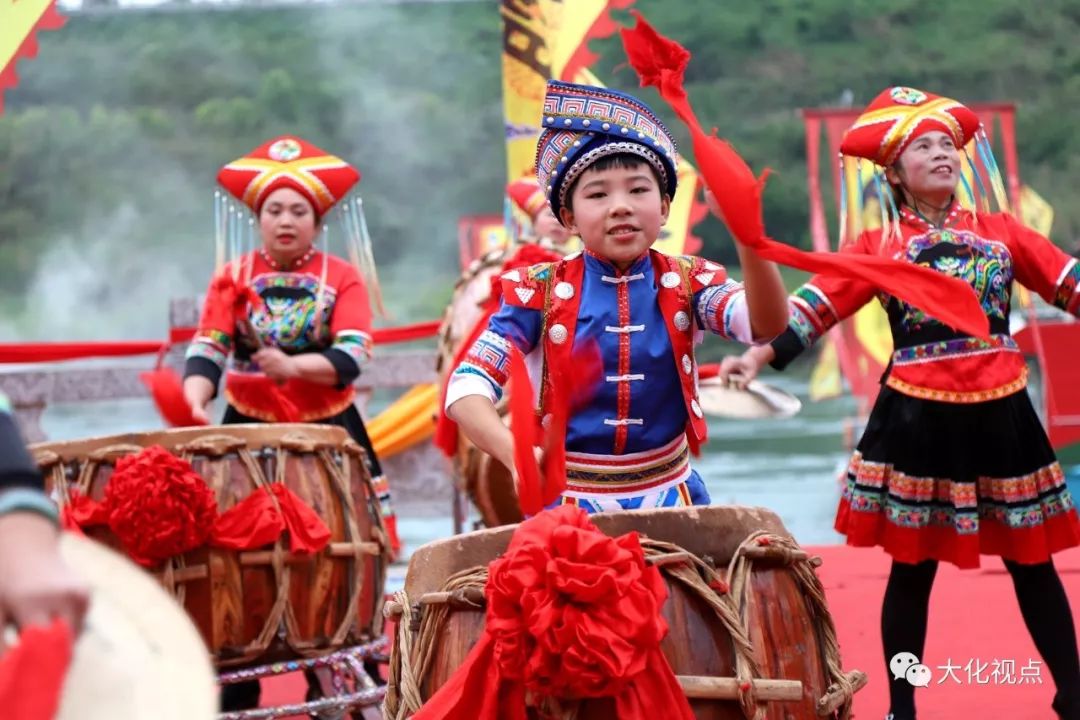 场面震撼!都安,巴马,马山,东兰,平果共祭红水河