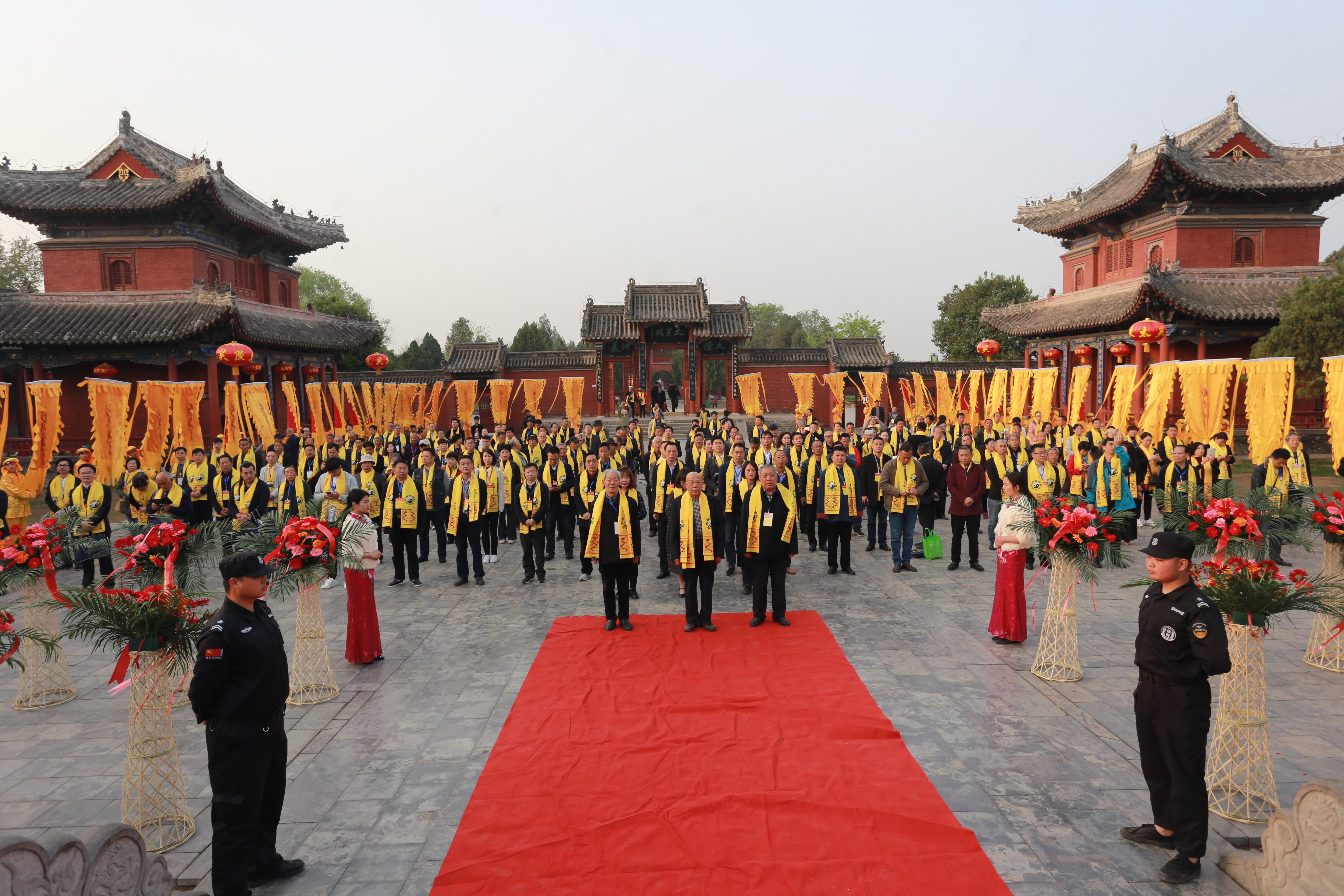 文化学术会祭祀中华始祖太昊伏羲氏大典仪式在羲皇故都太昊伏羲氏长眠