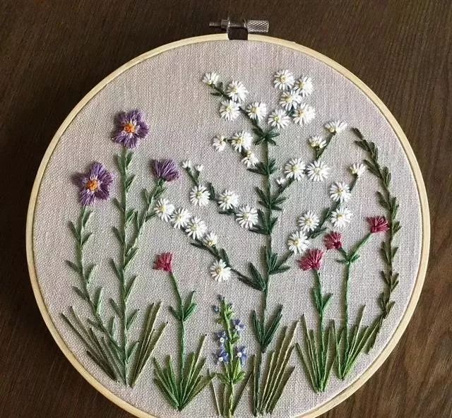 刺繡正值山花燦漫送你33副精美的花草刺繡附2種針法教程