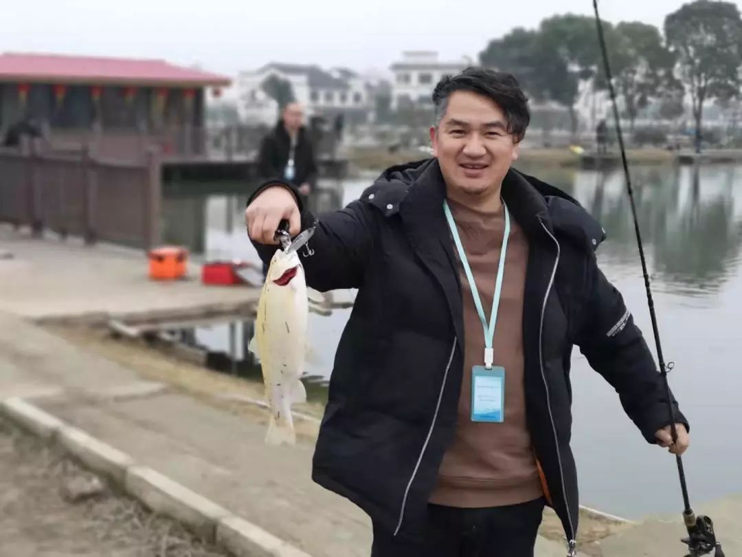 狗魚,叉尾鮰,鱖魚,胭脂魚釣澳洲龍紋斑,鱖魚,五道黑,狗魚,金鱒,寒鱒