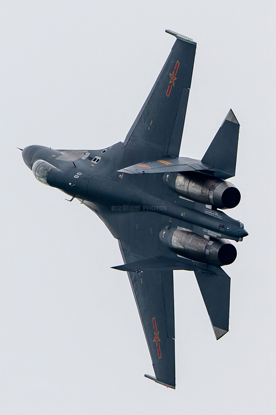 中国空军歼11bs双座重型战斗机空军航空开放活动的明星战机