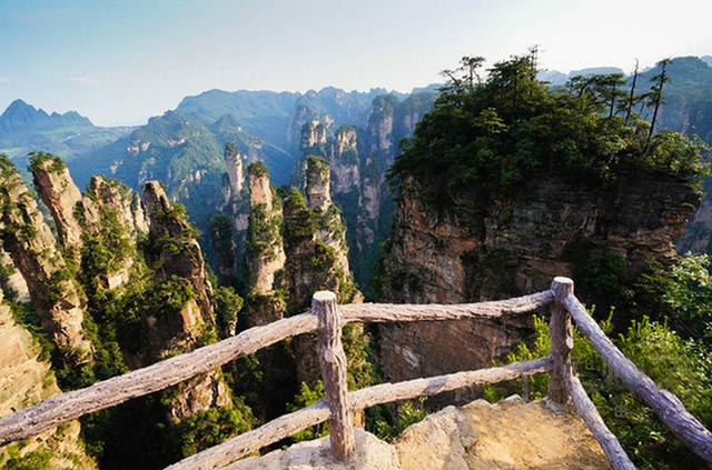 張家界幾月份去旅遊最好看,玩幾天最好(門票)