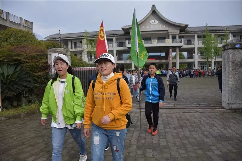 绵阳慈济中学简介图片