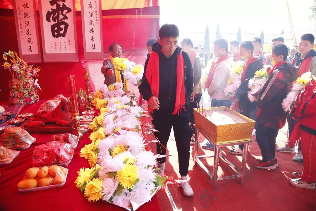 雷家窪村己亥清明祭祖圖片集錦