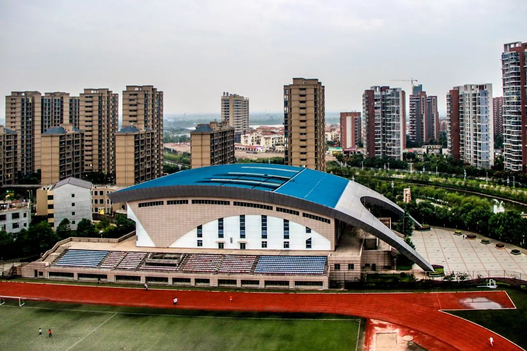 2007年更名為東華理工大學,現有南昌,撫州兩個校區.