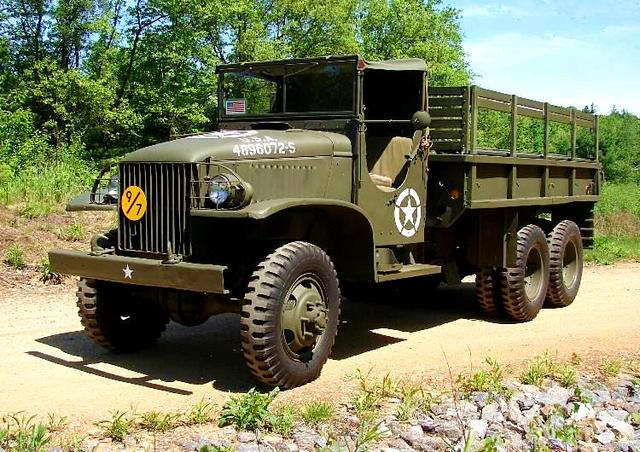 二战美国强大工业实力的见证——道奇卡车此后,汽车被大规模应用于
