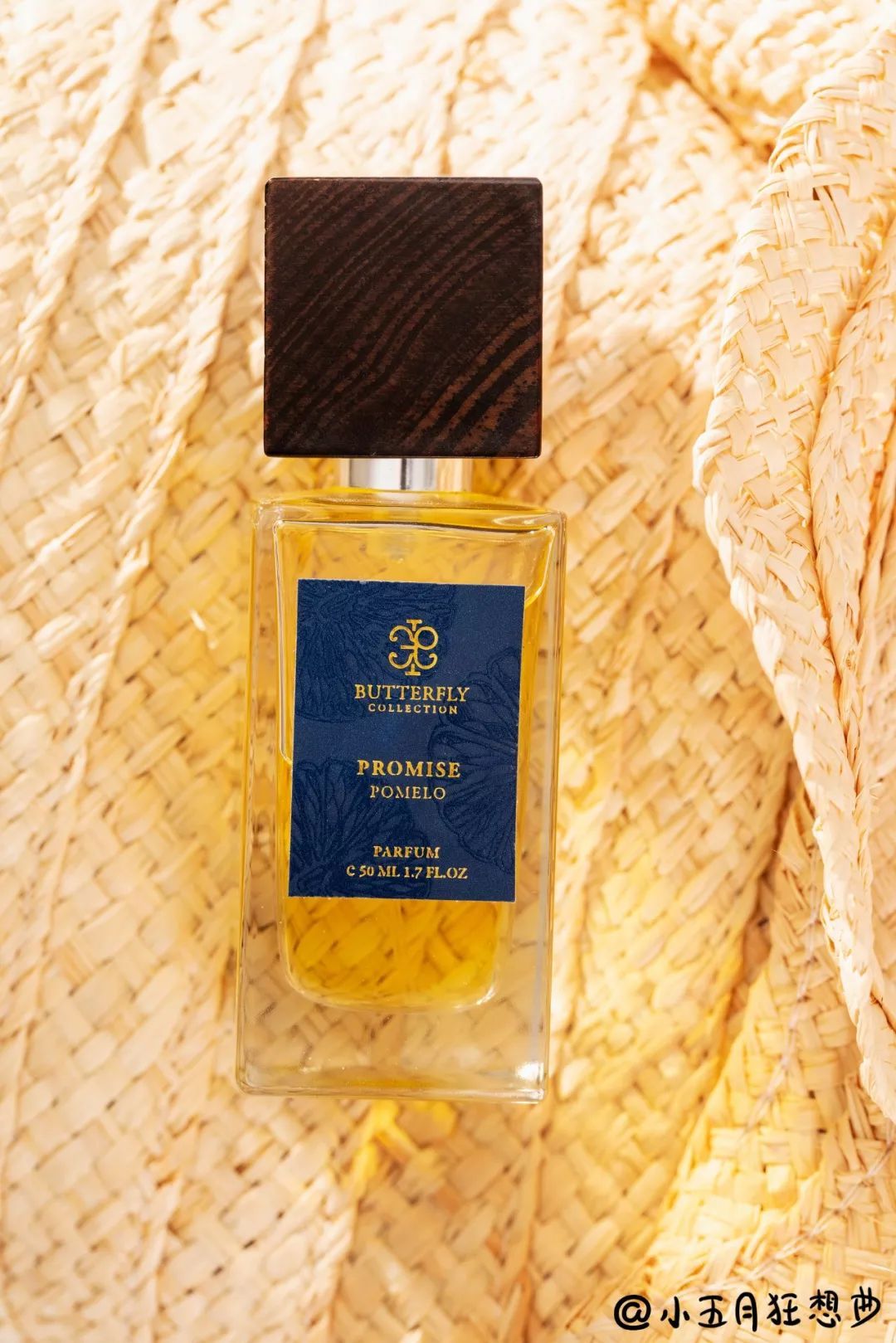*气味:粉红西柚 酸橙 香草 沉香butterfly是泰国本土的小众香水品牌