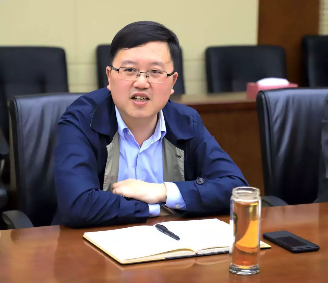 公司总经理杨忠波要求,公司各单位要充分认识到再监督