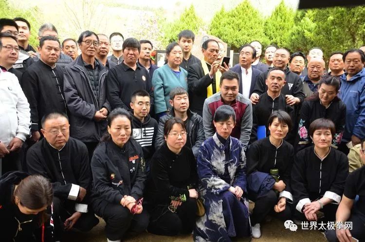 清明时节孙氏武学传人齐聚北京万佛华侨公墓