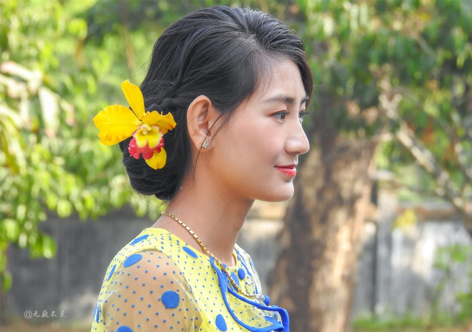 仰光古庙邂逅一场婚礼,见到缅甸最美的一位伴娘