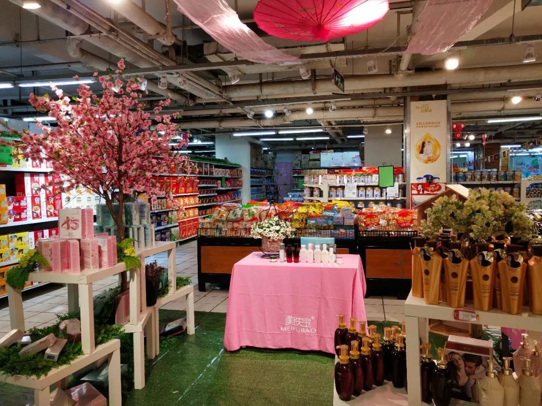 商品美陈尽展静态之美时尚玩家潮我看春夏商品陈列评比圆满落幕