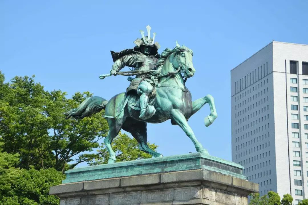 历史上的今天——1868年4月11日,日本结束幕府政治_镰仓幕府