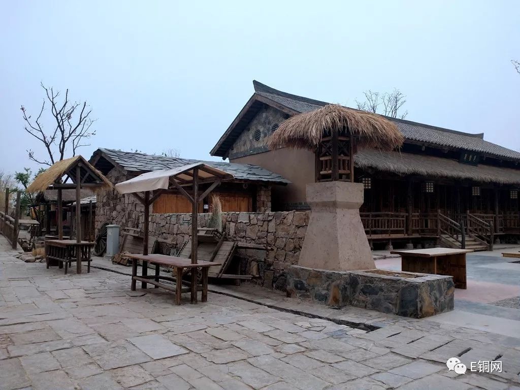秦人村落全景图铜川市王益区黄堡镇孟姜塬村,是中国