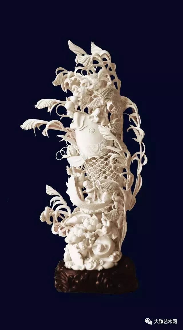 一组精美的牙雕作品叹为观止