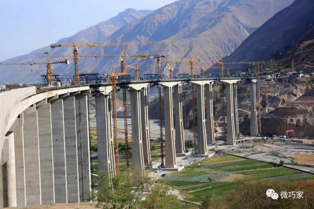 凉山隔壁连接未来宜攀高速的这条高速路今年底前建成通车
