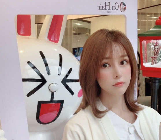 刺激战场:神豪是真的欣赏这个主播,不求人直接被压下去了!_虎牙