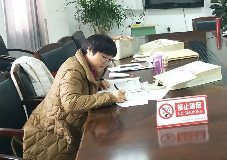 不忘初心  教育追梦||记巨化中学优秀教师梅雪琴