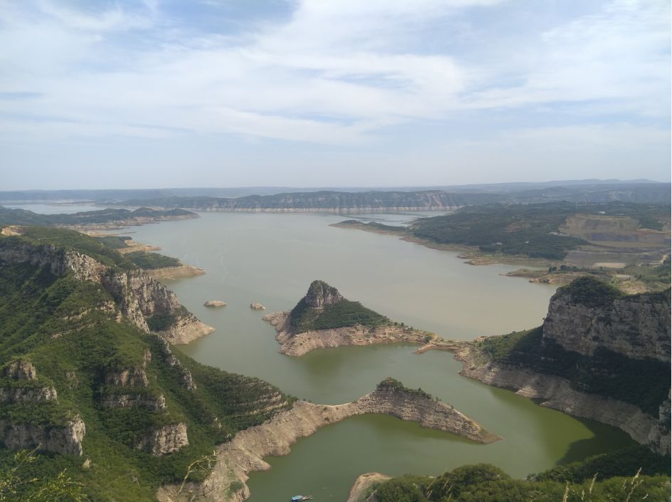 习习春风吹暖陶山小康梦