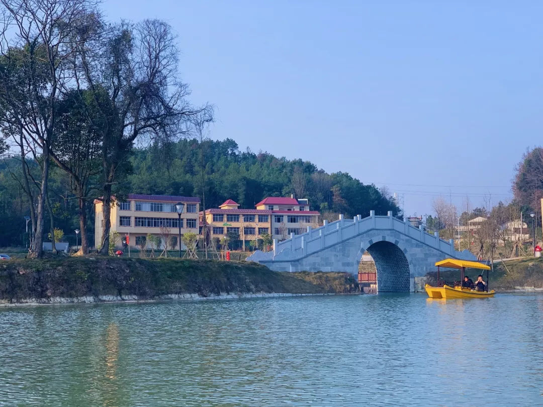 赣州蘑菇小镇太美了你还不来