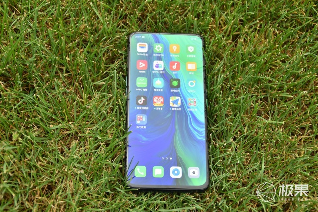 oppo02reno新旗舰发布这颗奇葩摄像头能玩一年
