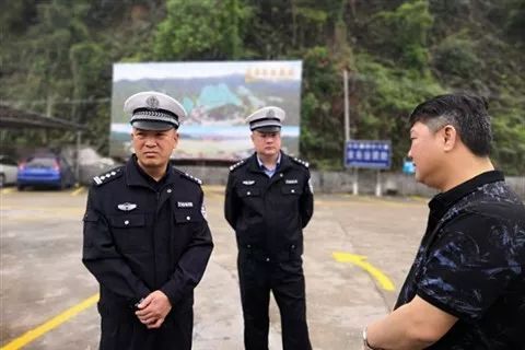 江栋才区长到高要交警大队检查督导清明节交通安保情况
