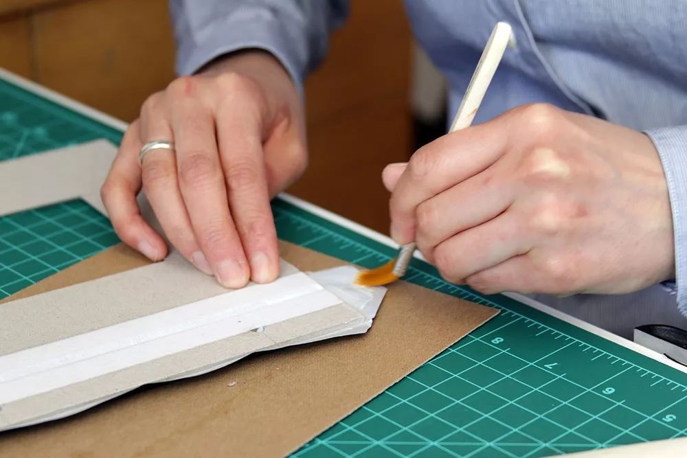 手工书装帧入门图解螺丝装订法