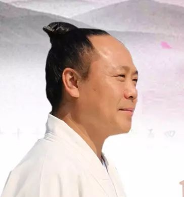 道教医学及阴阳学说作者:李信军道长道教医学是一种宗教医学,作为宗教