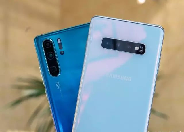华为p30pro与三星galaxys10到底买哪个横向评测这里看