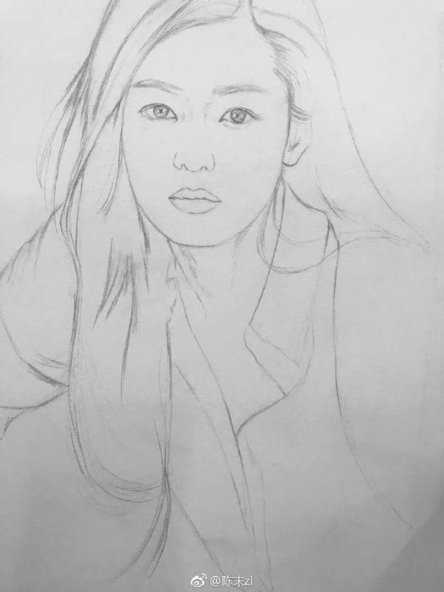 大学没毕业,95后妹纸用一支铅笔就撩到了范冰冰!这.