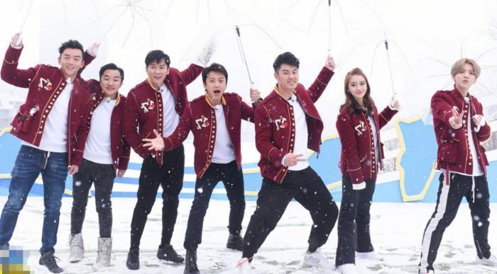 《跑男》官宣最新海报,他成功取代邓超站c位,网友:有人很尴尬