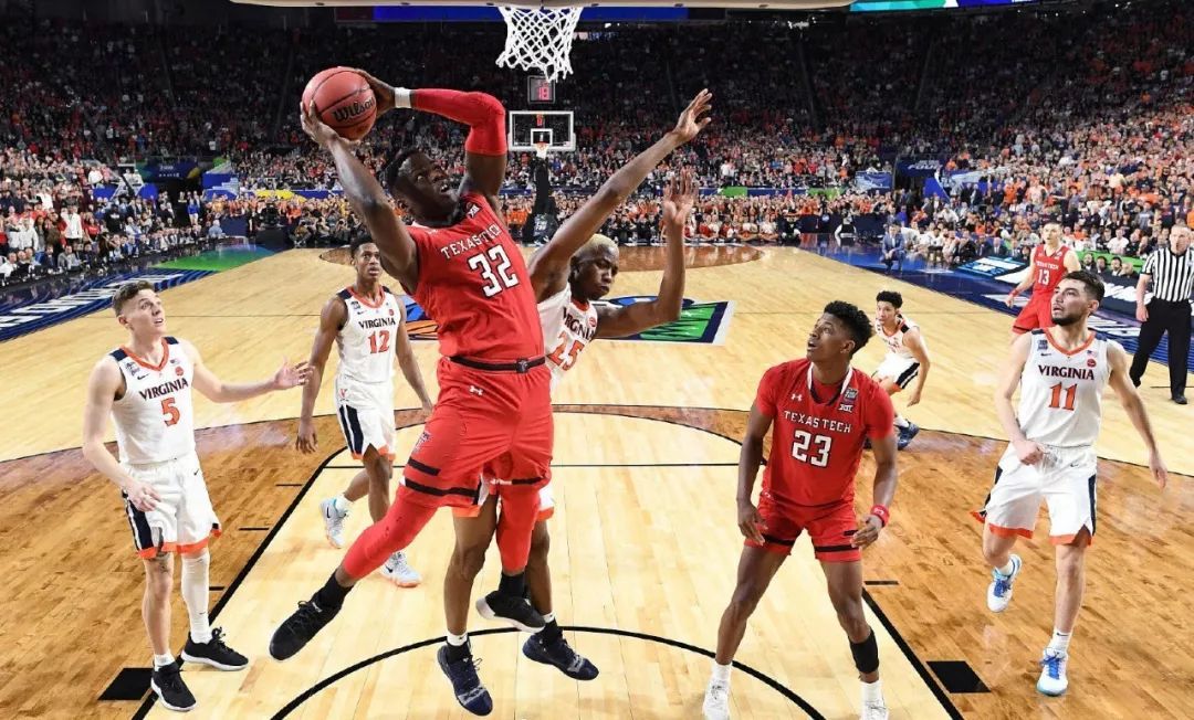 就像灌篮高手的最后湘北没能夺冠但这并不妨碍人们记住他们