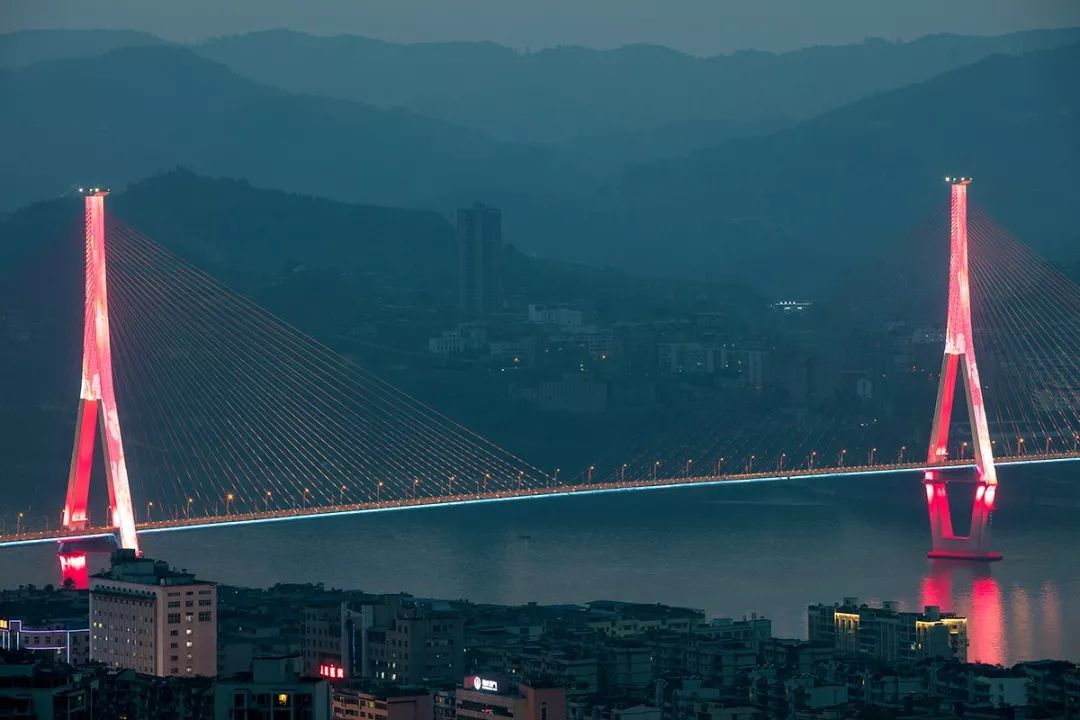 丰都长江二桥夜景图片