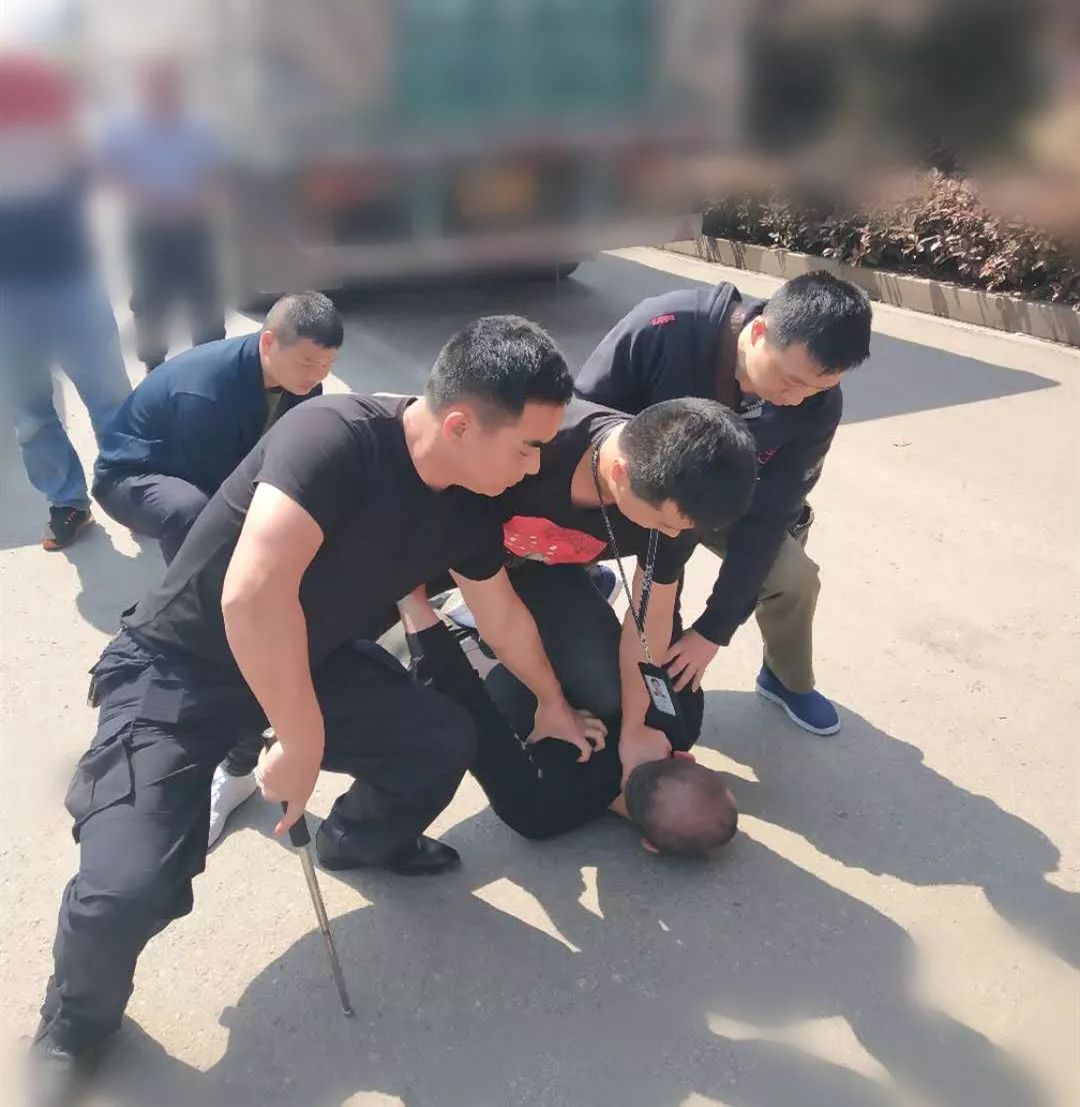 4月8日上午9时许,余干县公安局黄金埠派出所接鹰潭警方通报:4月5日