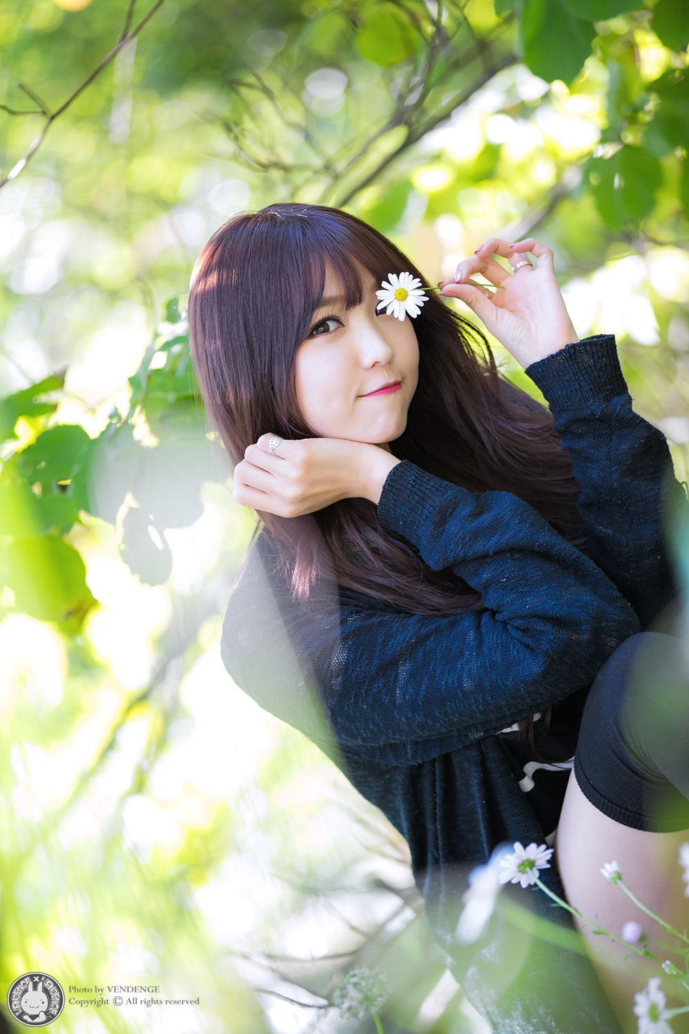 【观美女】黑风衣黑袜裤运动鞋休闲小美女李恩慧