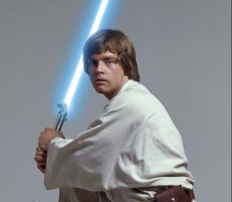 平凡的身世凯丽·费雪 饰 莱娅公主奥德朗星球总督贝尔·奥加纳的养女